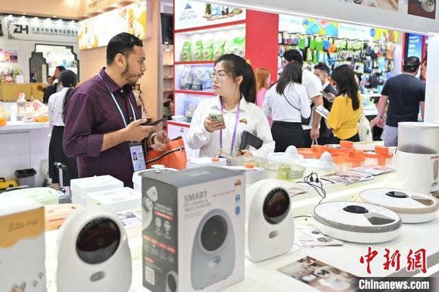 广交会观察：智能环保化宠物用品走俏(图3)